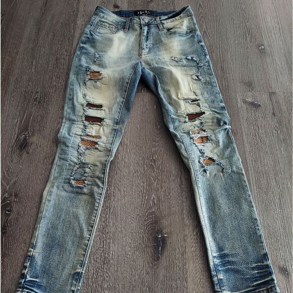 NEW Rue21 Skinny Arc Supreme Flex Distressed Jeans 30×32 - Picture 2 of 7